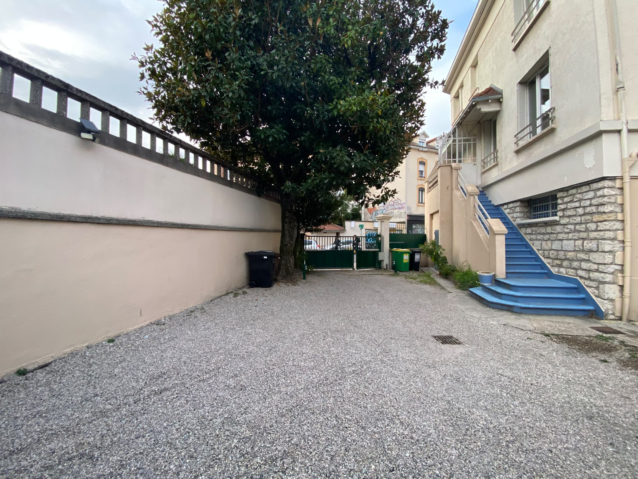 Local commercial à vendre à Grenoble, 252 m² – photo 3 sur 9